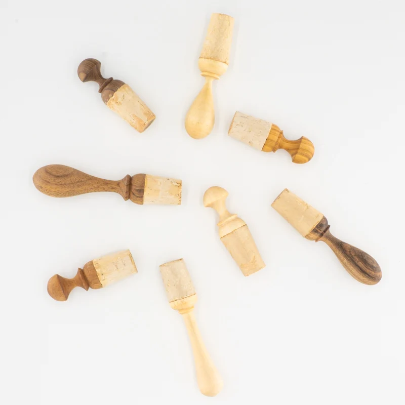 Bouchons de bouteille en bois