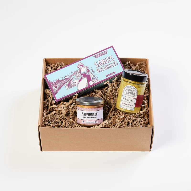 La Coastal Escape Box