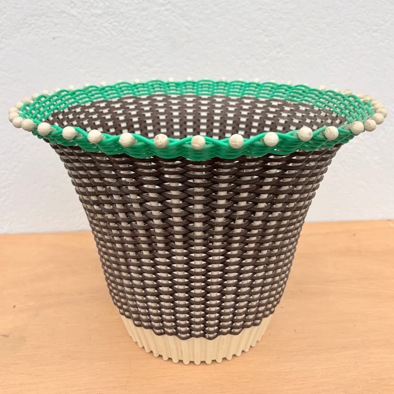 Cache pot vert et marron